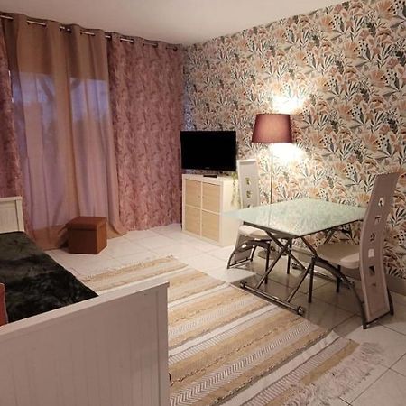 Le Val Fleuri Apartment Sete Exterior photo